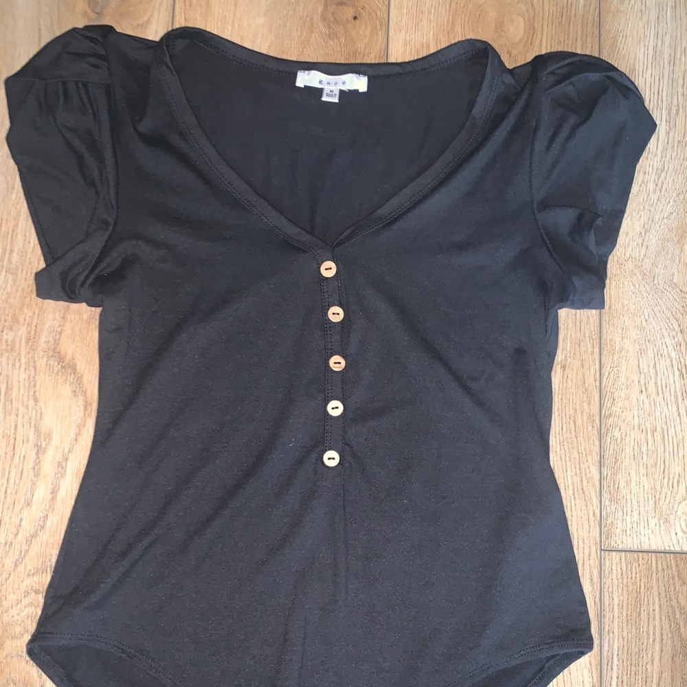 🔥SPECIAL‼️ Blue Button Down Blouse One pie…